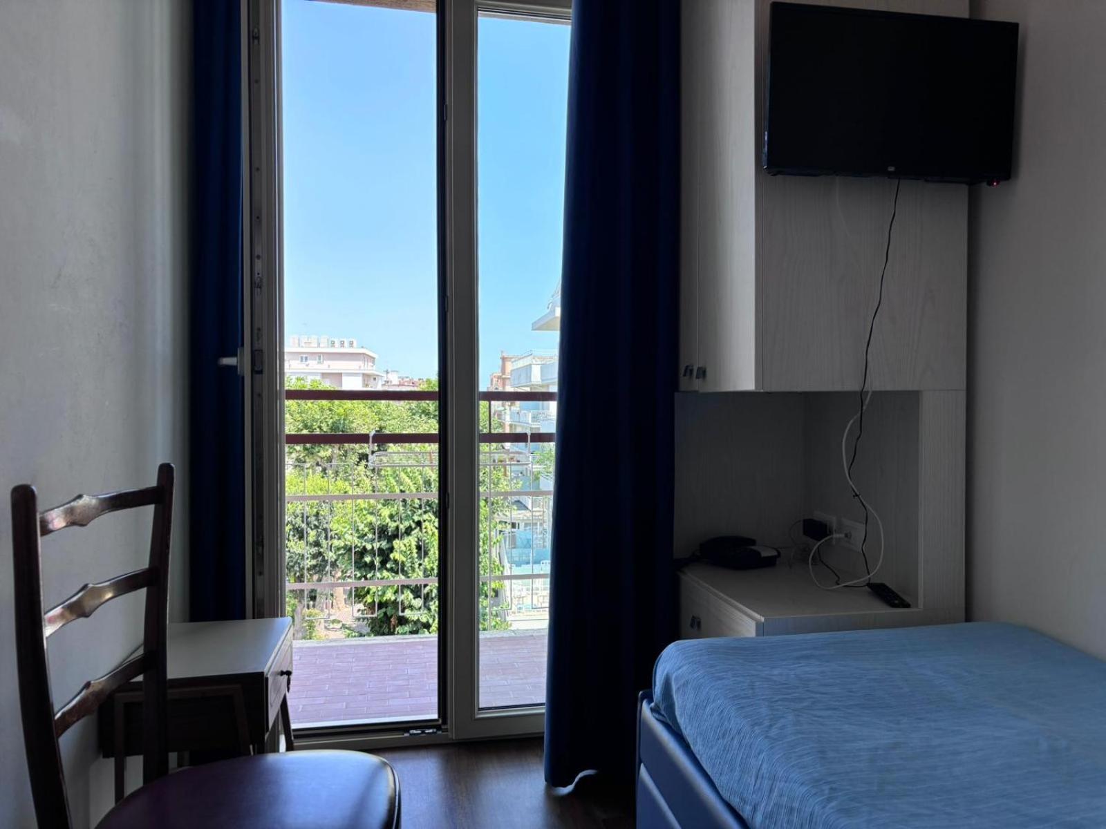 Hotel Belfiore Misano Adriatico Eksteriør billede