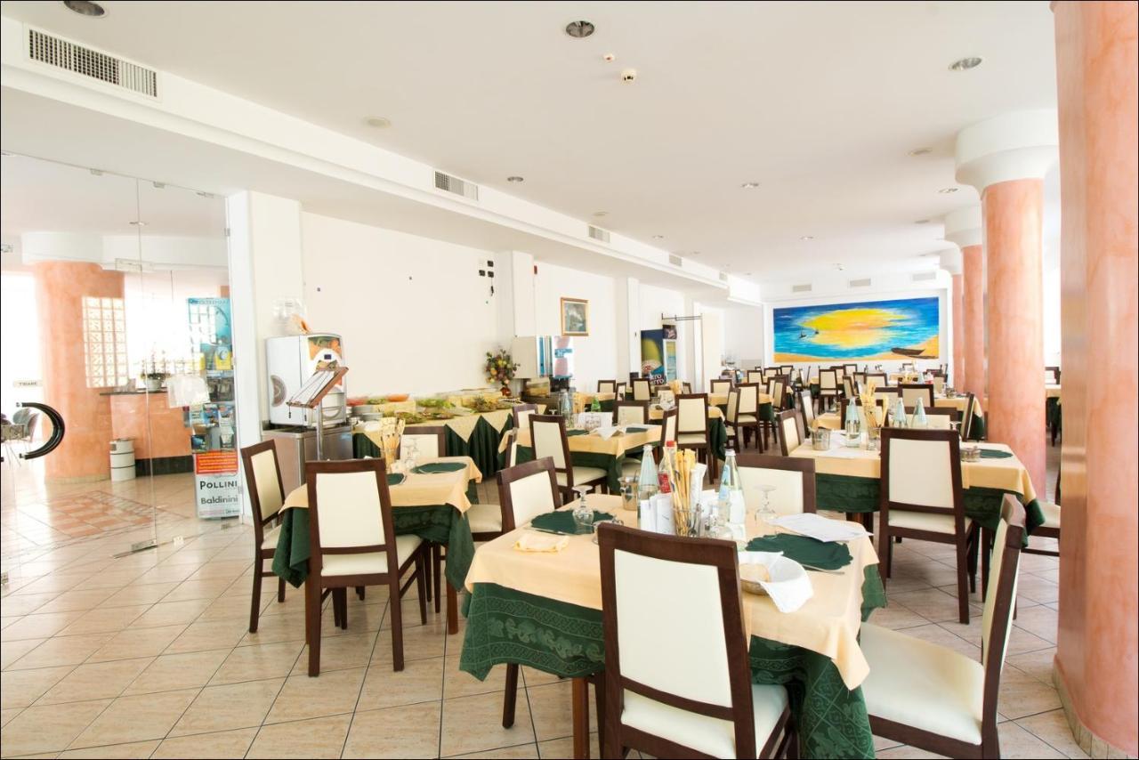 Hotel Belfiore Misano Adriatico Eksteriør billede