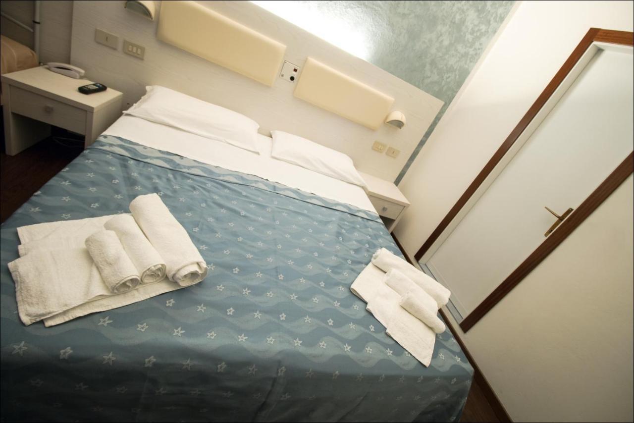 Hotel Belfiore Misano Adriatico Eksteriør billede
