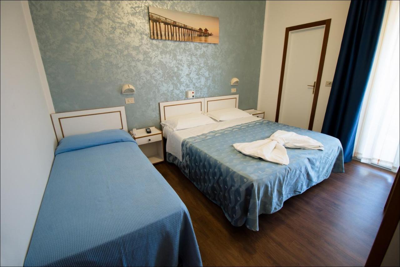 Hotel Belfiore Misano Adriatico Eksteriør billede