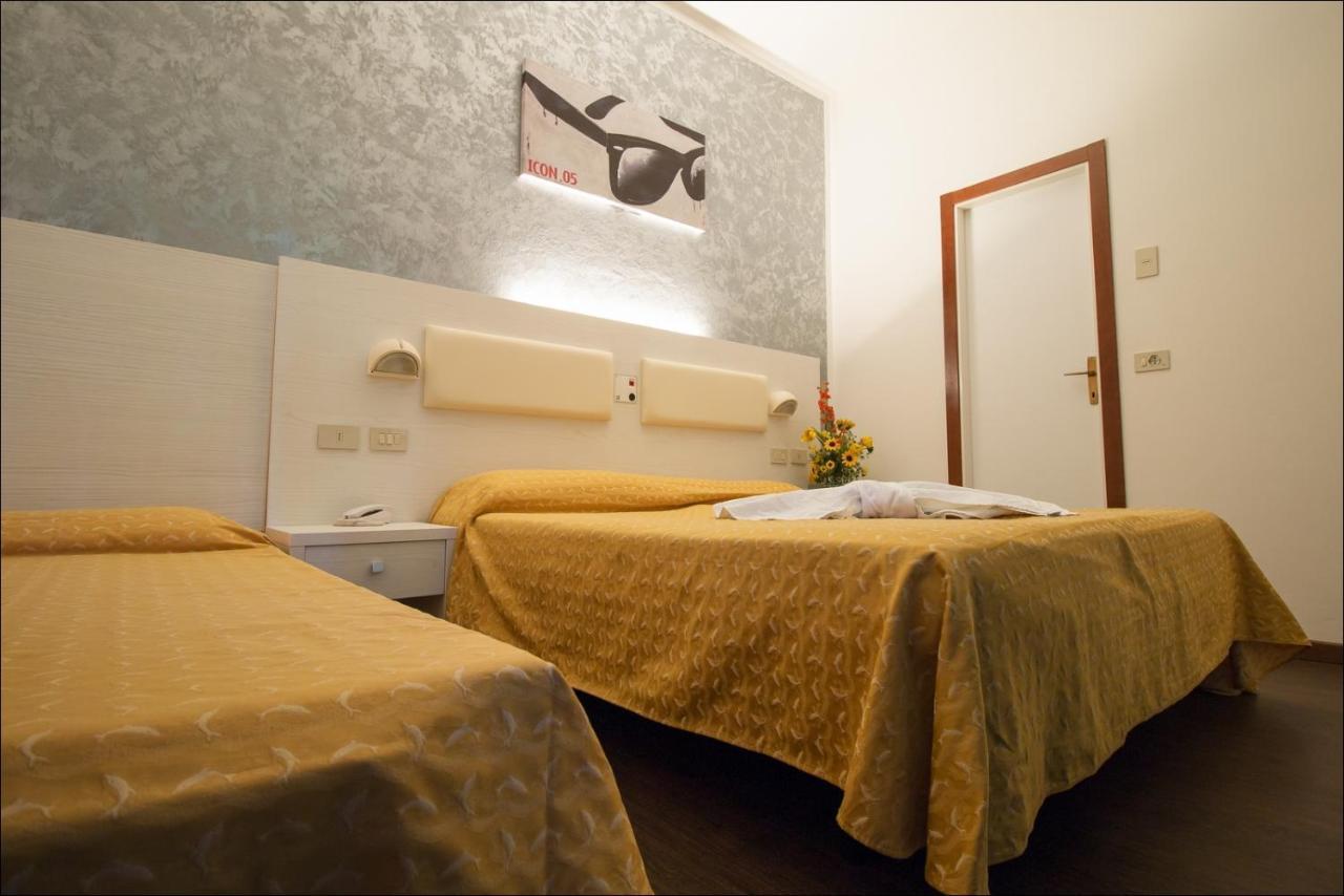 Hotel Belfiore Misano Adriatico Eksteriør billede